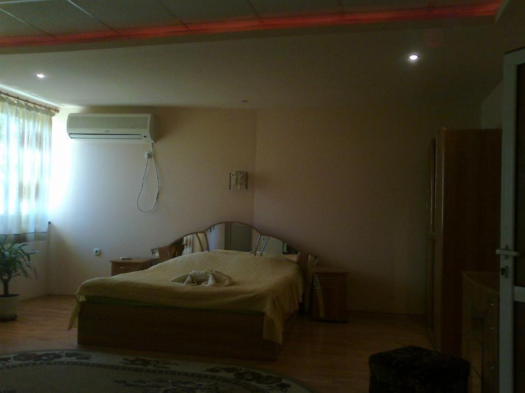 Hotel Rade 2 Vratsa Room photo